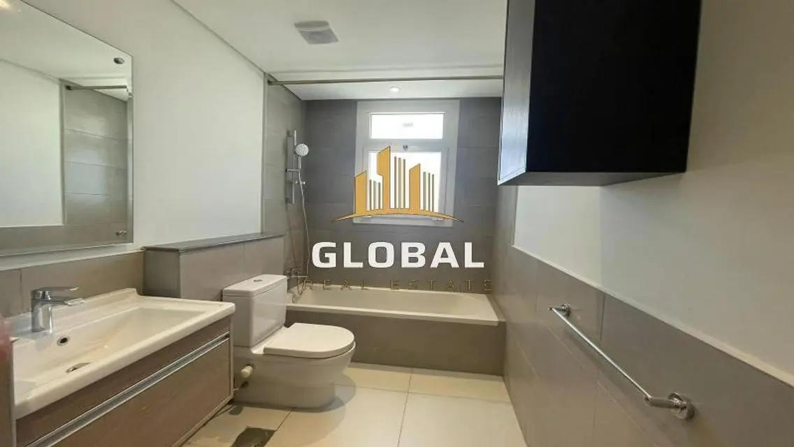 Luxury Apartment in Mivida -140-2203-3