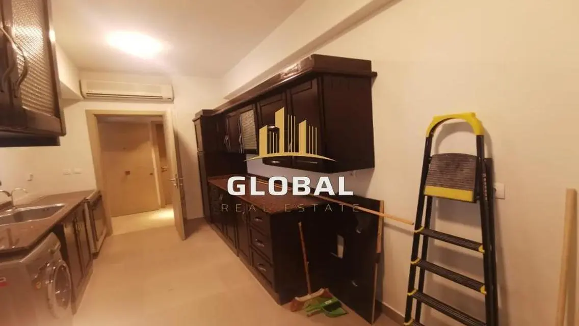 Luxury Apartment in Mivida -140-2203-3