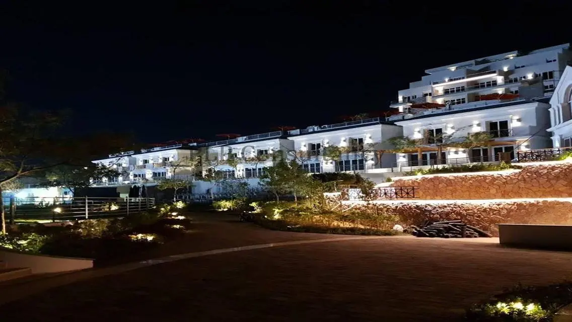 Stunning Mountain-View Apartment in I-City