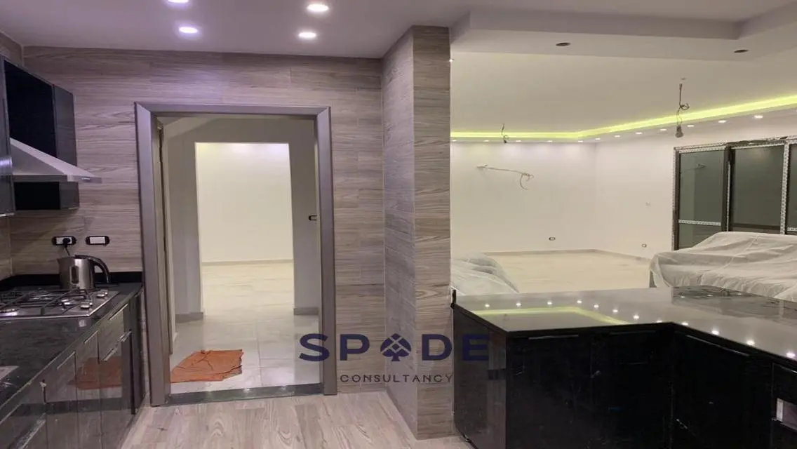 Luxury Apartment for Sale 5-5-308