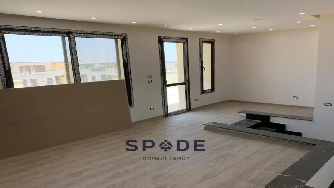 Luxury Apartment for Sale 5-5-308