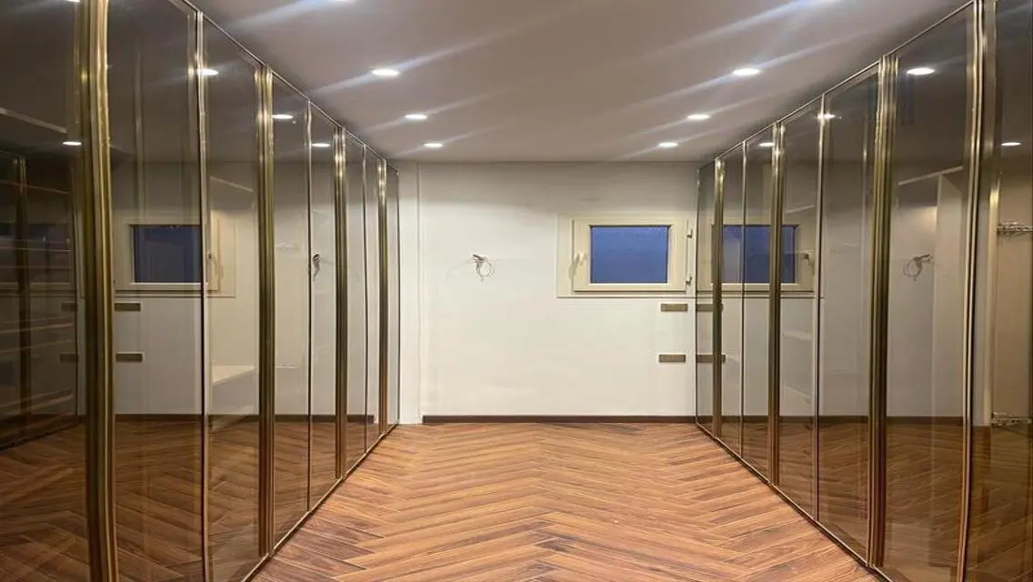 Luxury Apartment with Private Garden and Pool