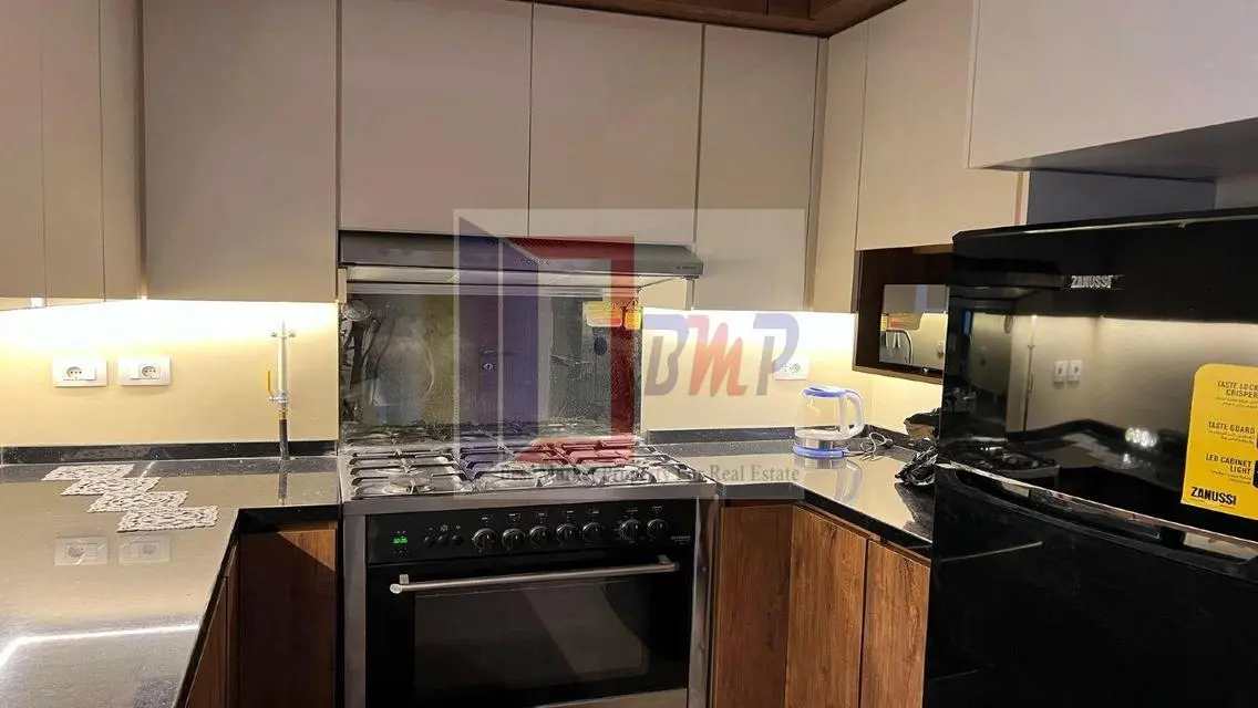 Luxury Apartment in a Prime Compound at an Attractive Price