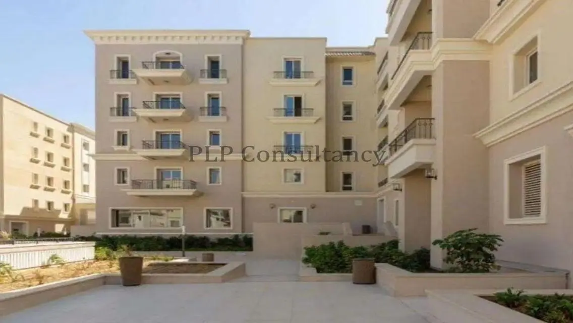 Luxury 3-Bedroom House with Private Pool and Garden
