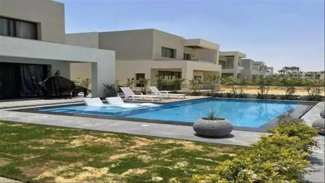 Luxurious Apartment with Private Pool and Garden