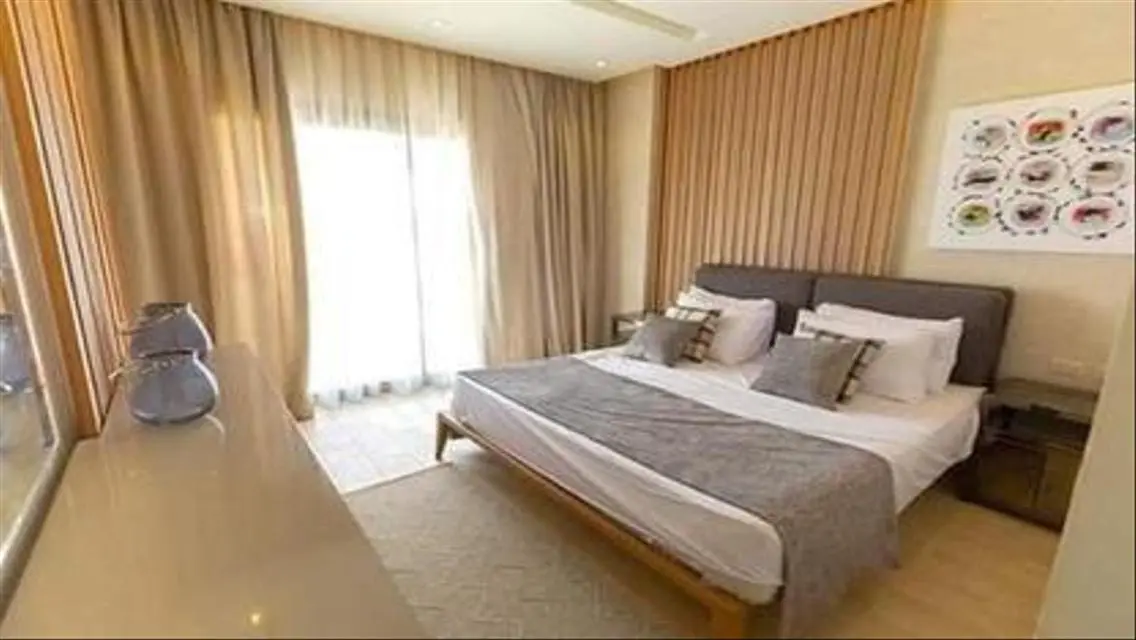 Luxurious Apartment with Private Pool and Garden