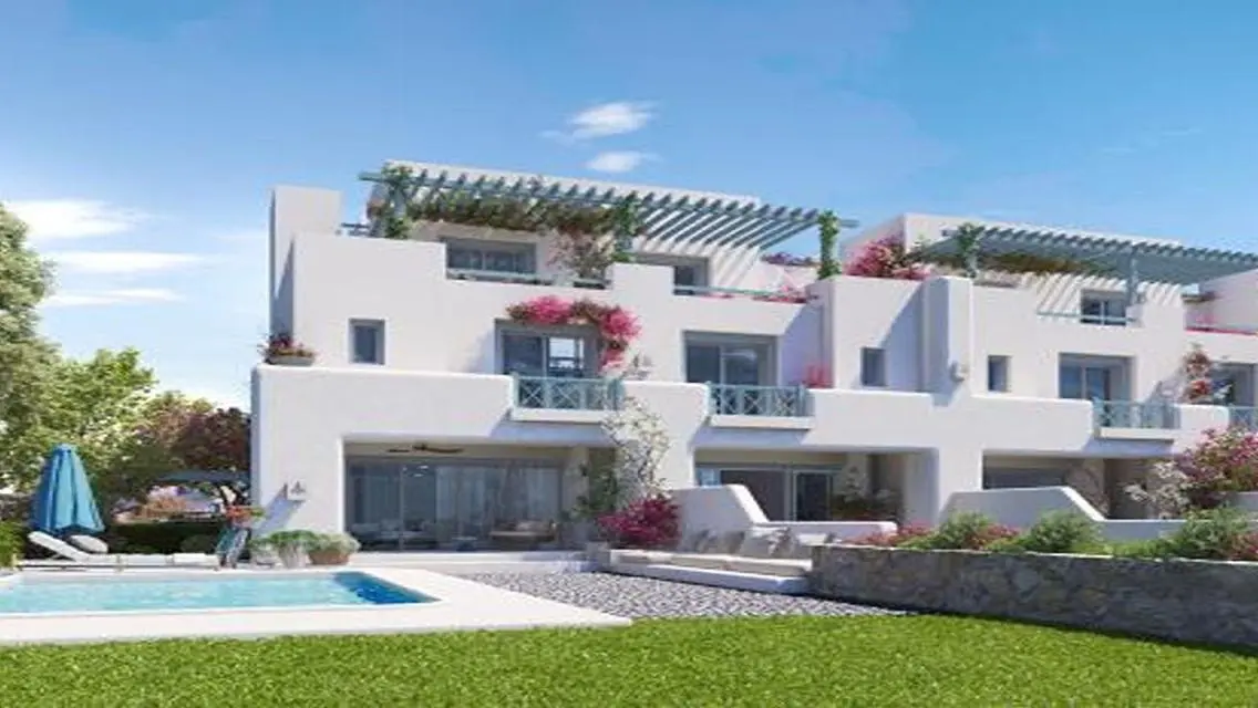 Luxury Villa with Private Garden and Pool