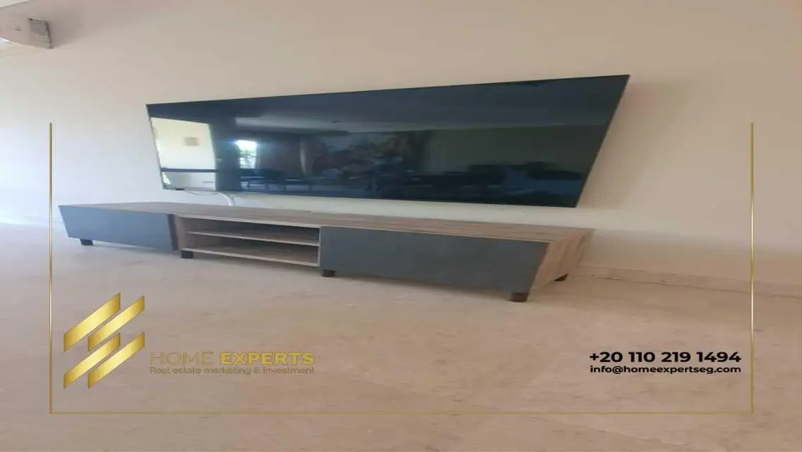 Luxury Villa for Sale with Private Garden and Excellent Amenities