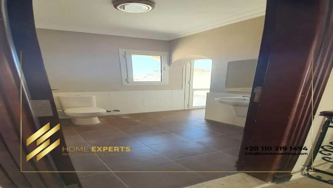 Luxury Villa for Sale with Private Garden and Excellent Amenities
