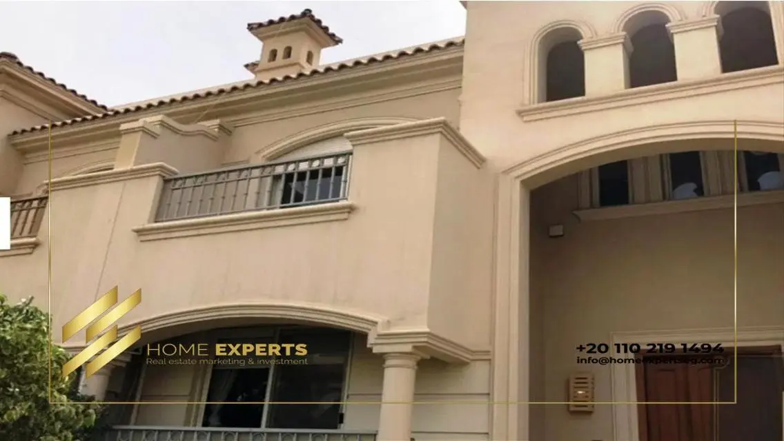 Luxury Villa for Sale with Private Garden and Excellent Amenities