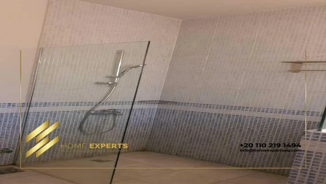 Luxury Villa for Sale with Private Garden and Excellent Amenities