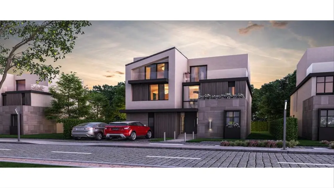 Luxury Property with Private Garden and Security