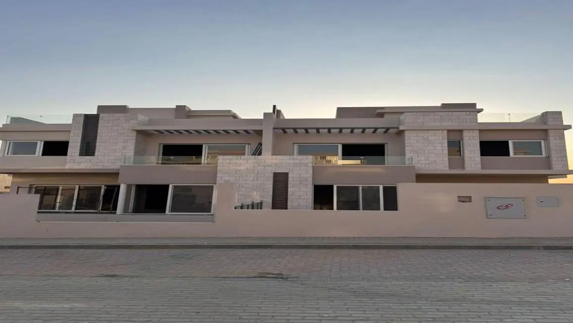 Luxury Villa with Stunning Views in BISC Ais