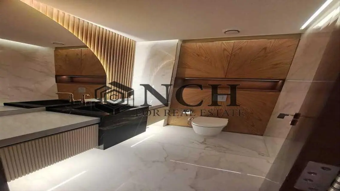 Luxury Villa in The Lake District - EGP 30,000,000