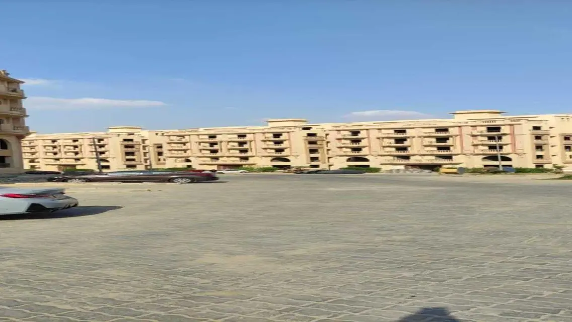 وحدات سكنية شبه تشطيب جاهزة للإنتقال - 160 متر