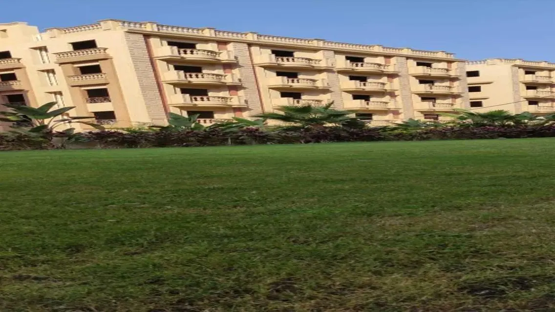 وحدات سكنية شبه تشطيب جاهزة للإنتقال - 160 متر