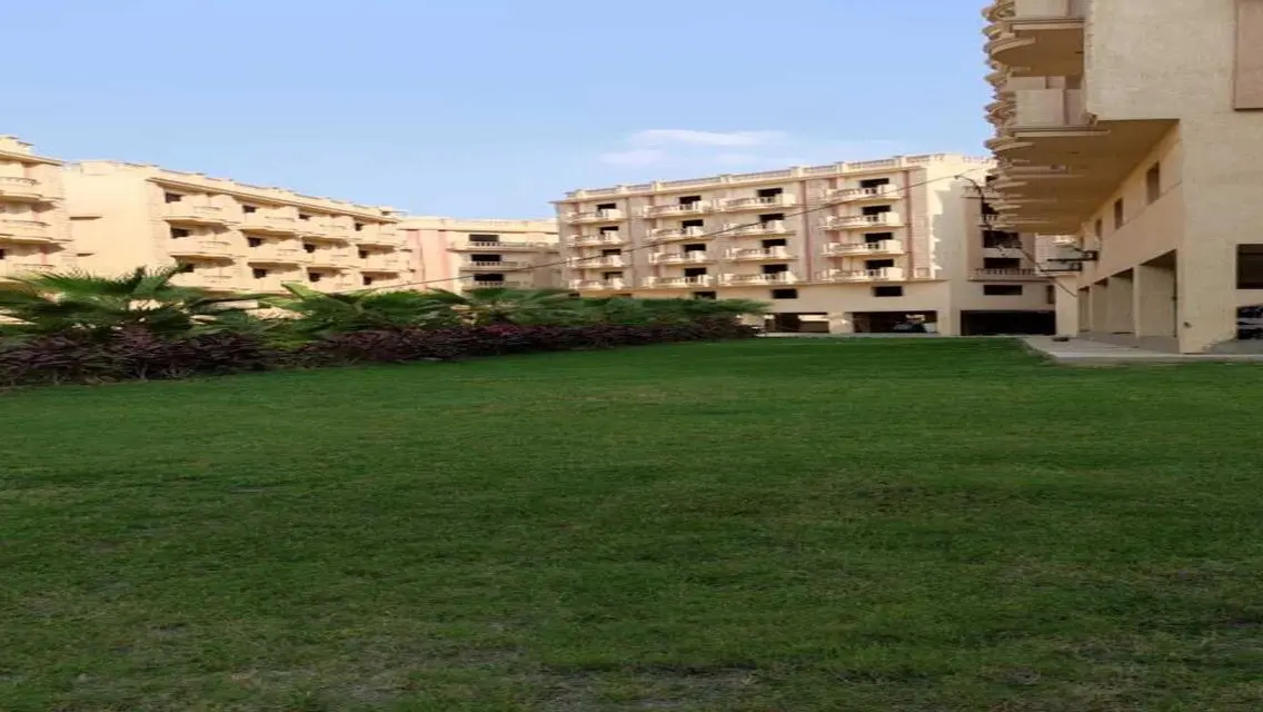 وحدات سكنية شبه تشطيب جاهزة للإنتقال - 160 متر