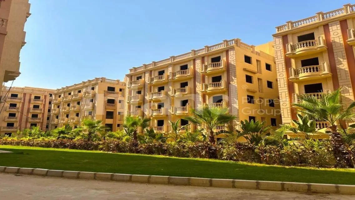 وحدات سكنية شبه تشطيب جاهزة للإنتقال - 160 متر