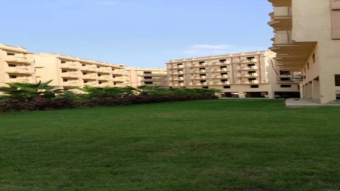 وحدات سكنية شبه تشطيب جاهزة للإنتقال - 160 متر