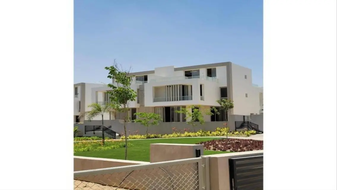 Luxury Apartment for Sale with Expansive Space