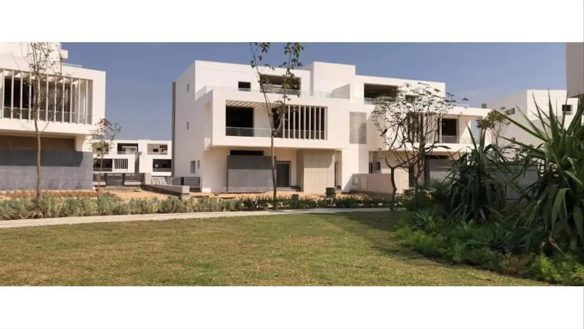 Luxury Apartment for Sale with Expansive Space