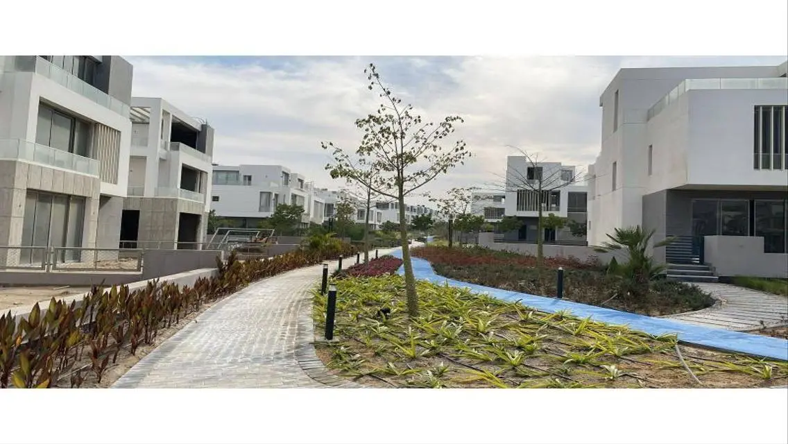 Luxury Apartment for Sale with Expansive Space