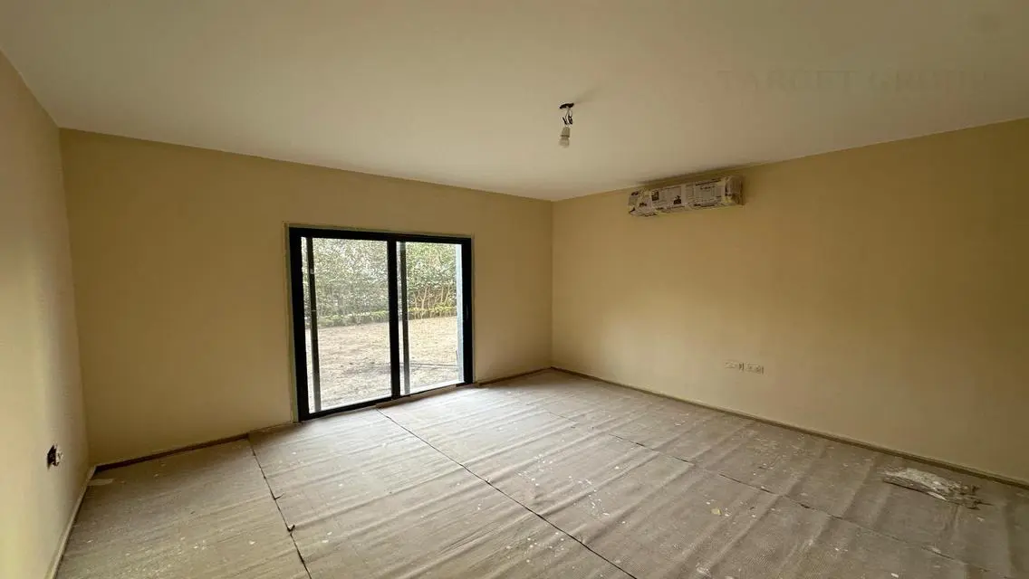 Luxury Villa with Private Garden and Spacious Layout