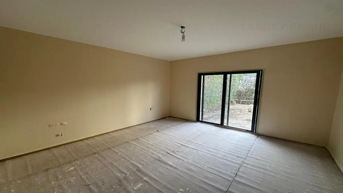 Luxury Villa with Private Garden and Spacious Layout