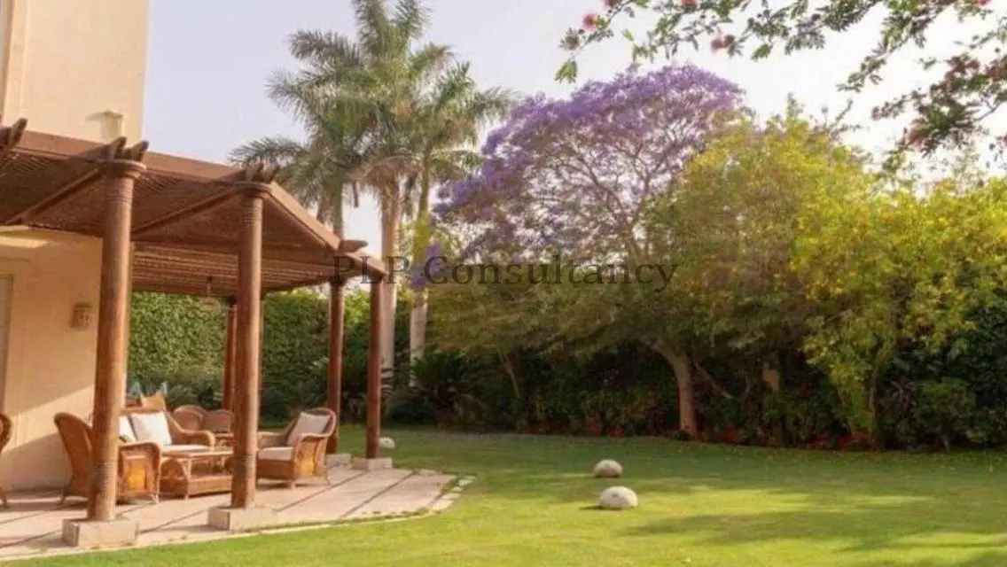 Luxury Villa for Sale with Private Pool and Garden