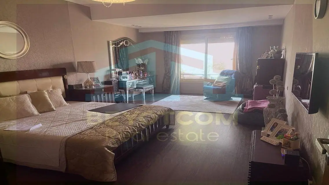 Luxury Villa For Sale with 340 sqm in the Heart of the City