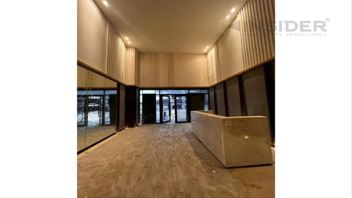 Luxurious Villa for Sale with Spacious Layout