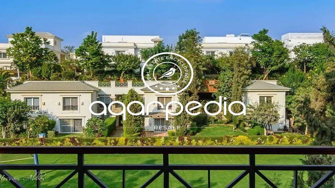 Luxury Apartment with Private Garden in the Heart of the City