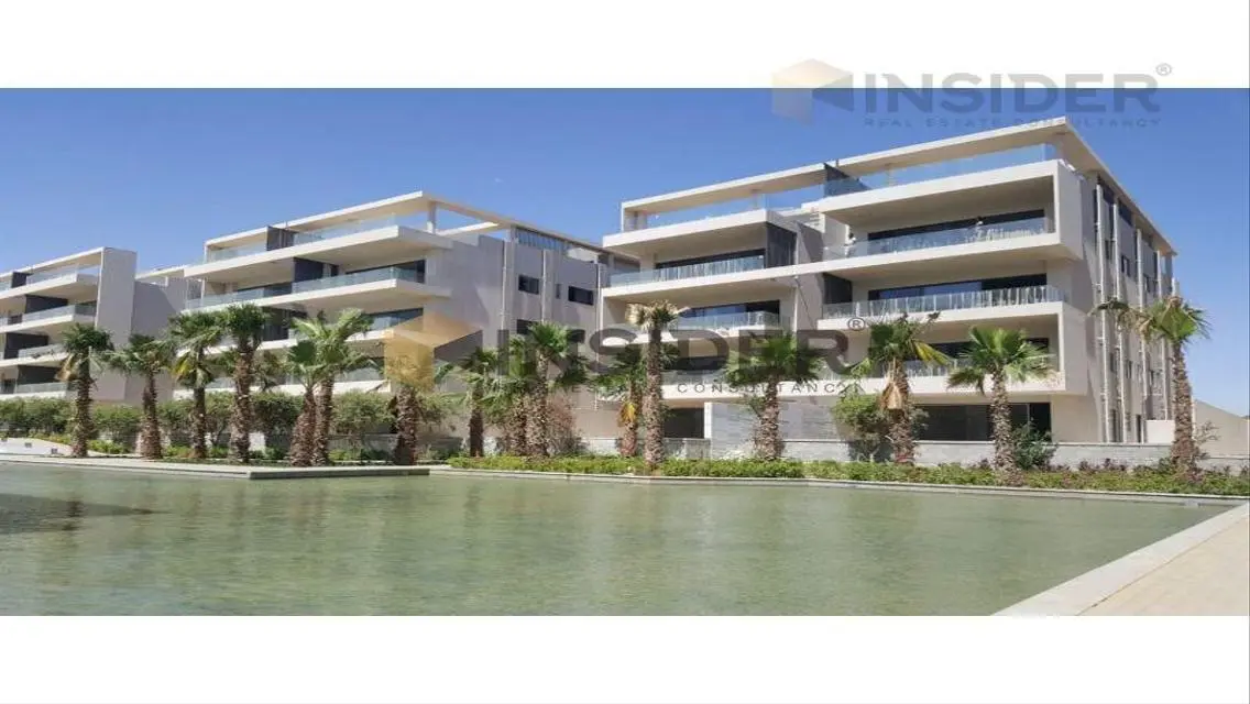 Luxurious Villa with Exceptional Amenities for Sale