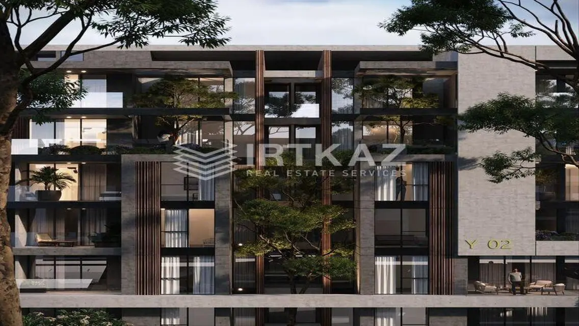 Luxury Apartment with Stunning Lake View