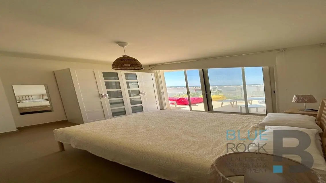 Luxury Apartment for Sale - 264 sqm in Prime Location