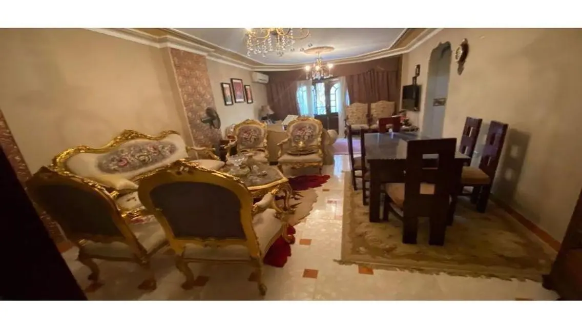 شقة فاخرة للبيع مع إطلالة مميزة