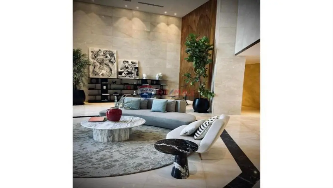 Luxury Apartment for Sale in the Heart of the City