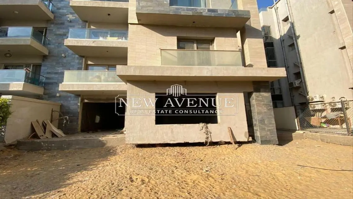 Luxury Apartment for Sale with Spacious Living