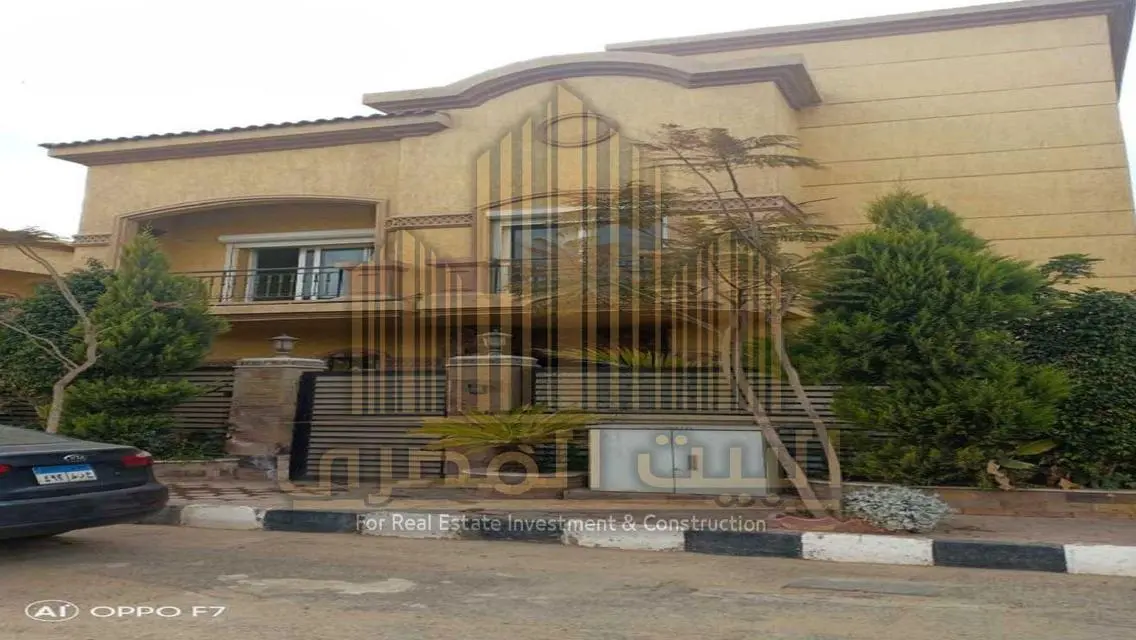 Luxurious Villa in Prime Location
