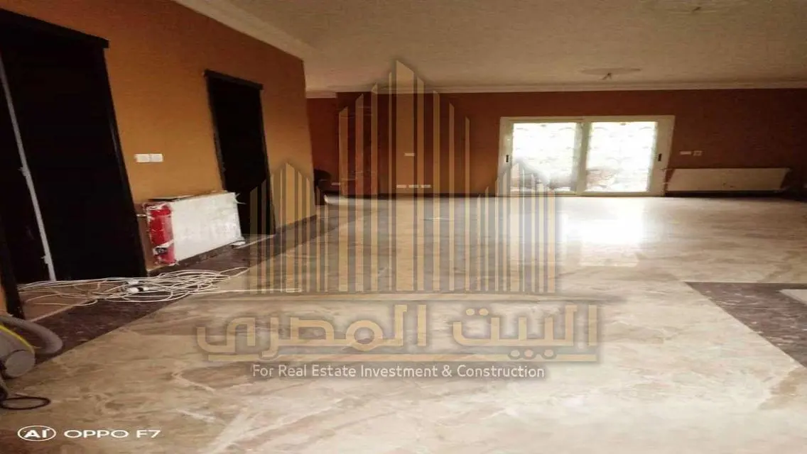 Luxurious Villa in Prime Location
