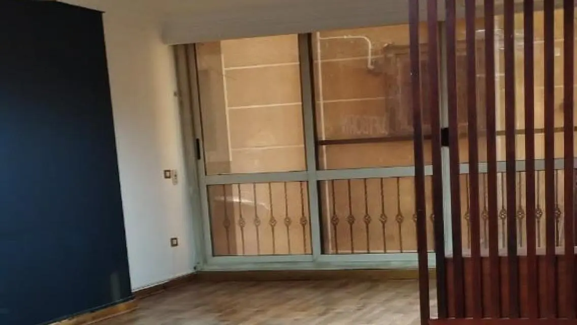 Office for Sale: 350 Square Meters in a Prime Location
