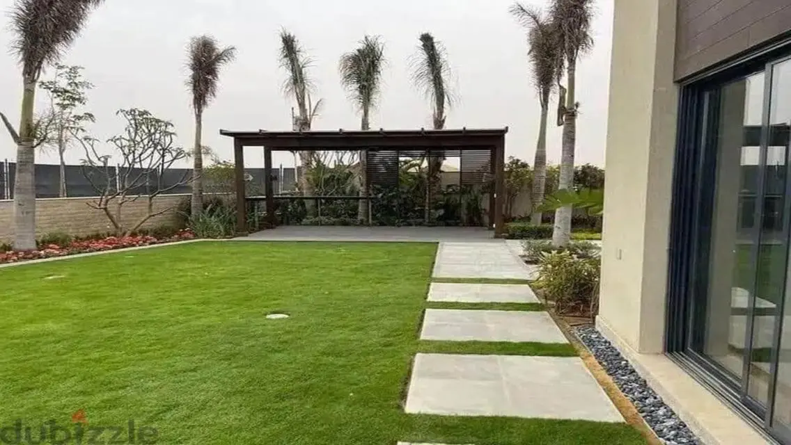 شقة فاخرة في مارفيل مع إطلالة على البحيرة