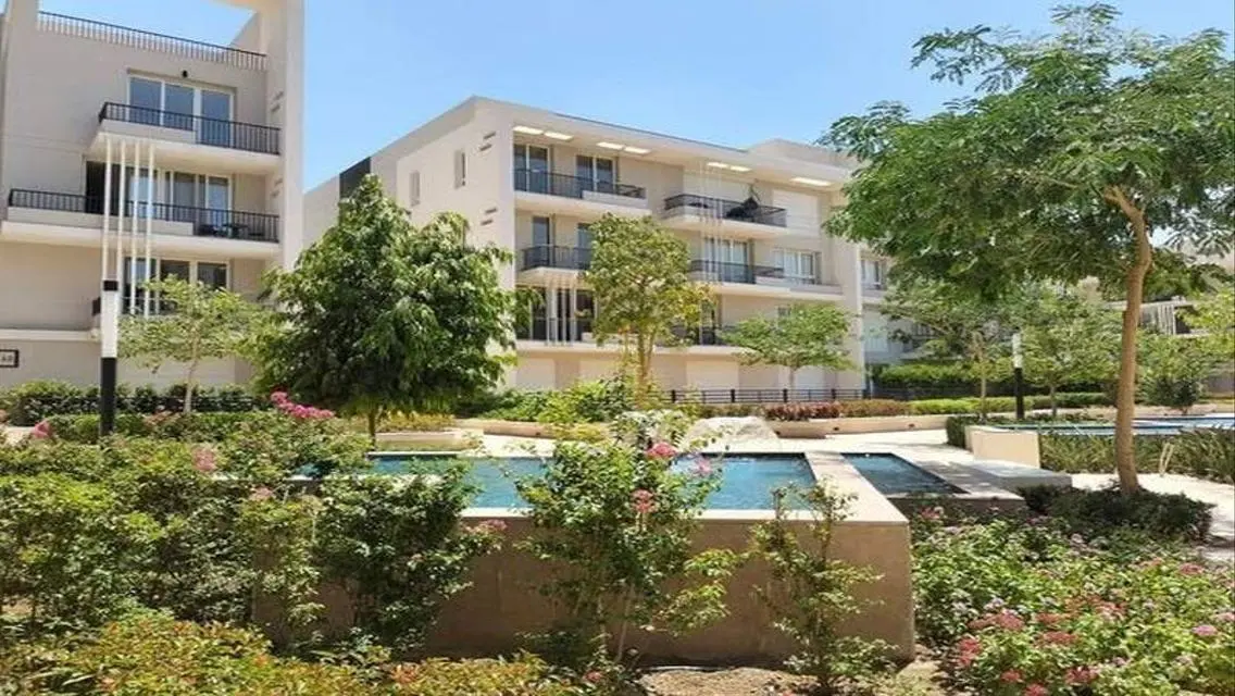 Luxurious Villa with Private Garden and Pool in a Premium Location