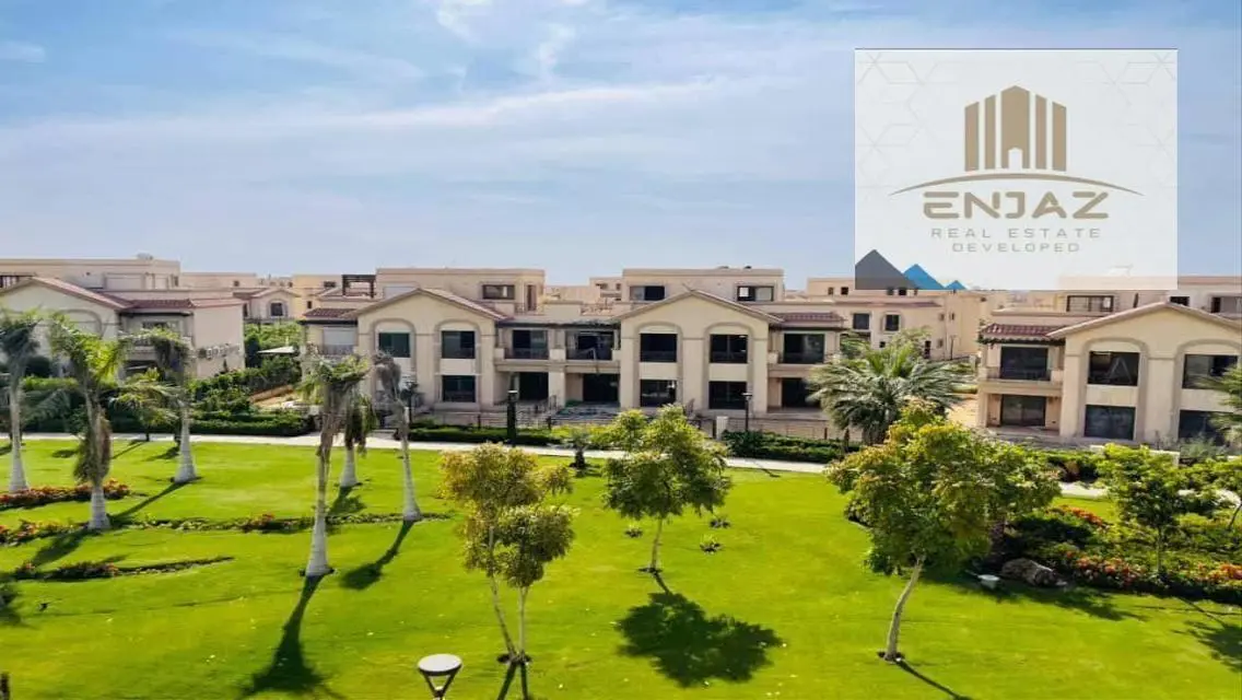 Luxurious Apartment with Private Garden and Pool