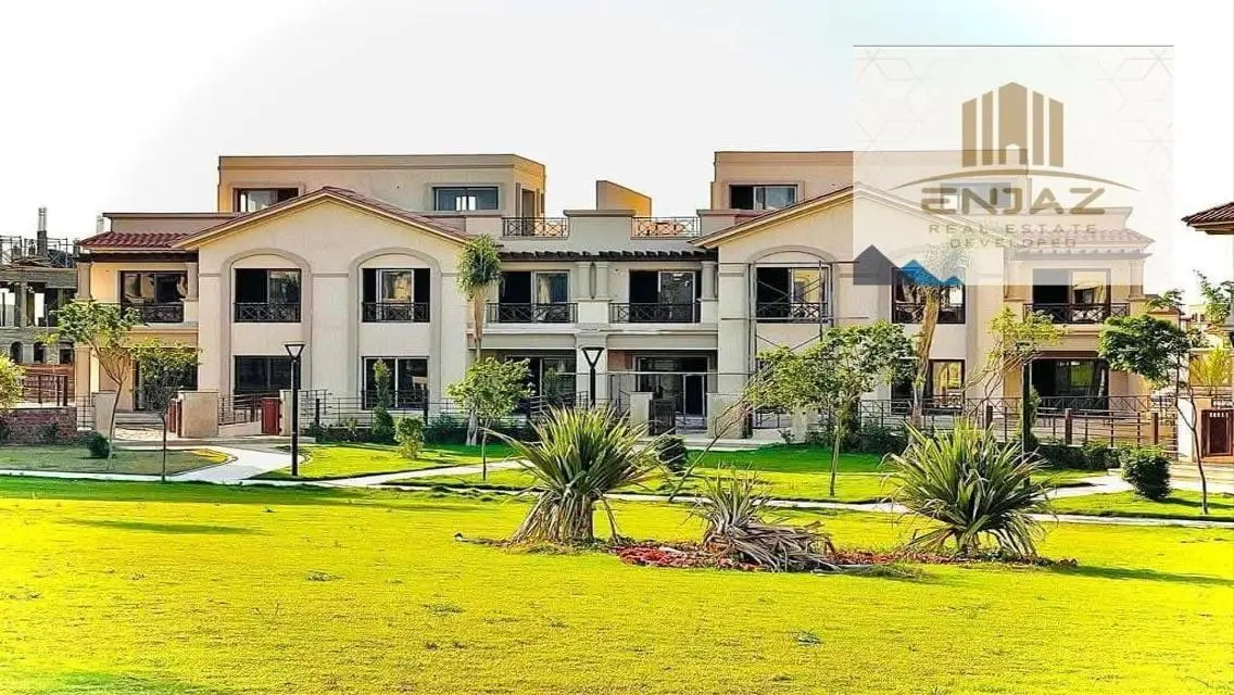 Luxurious Apartment with Private Garden and Pool