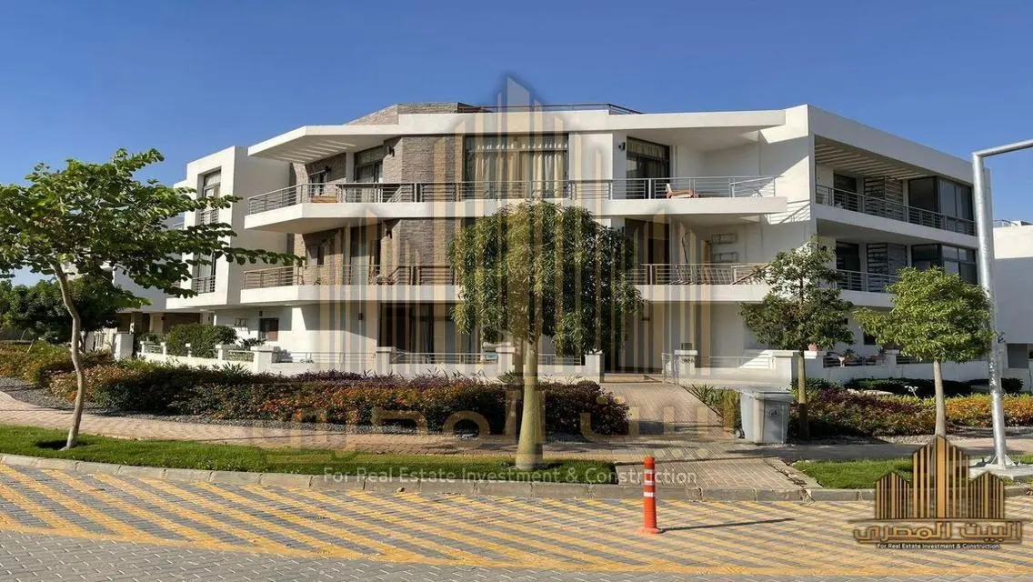 Luxury Apartment at Address -210