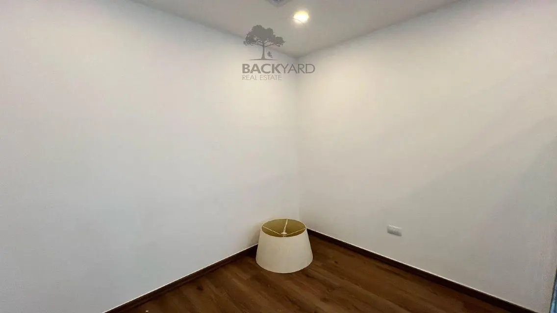 Stunning Apartment with Meeting Rooms and Premium Amenities