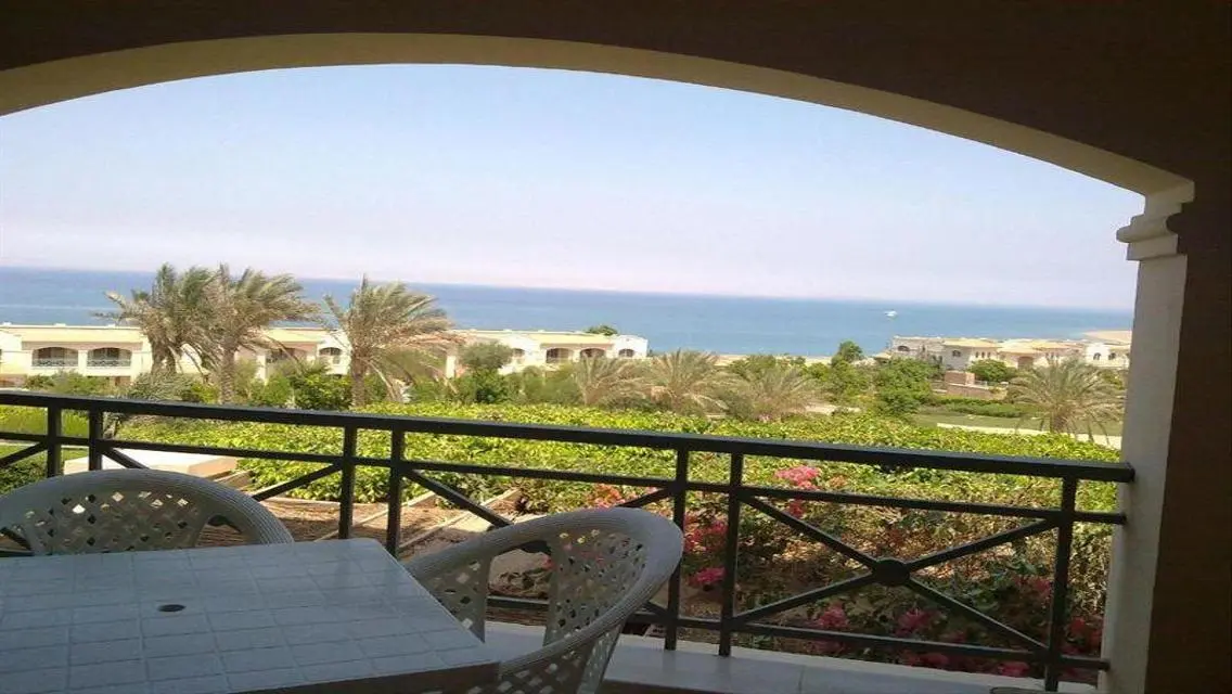 Super Lux Apartment with Sea View in La Vista Sokhna