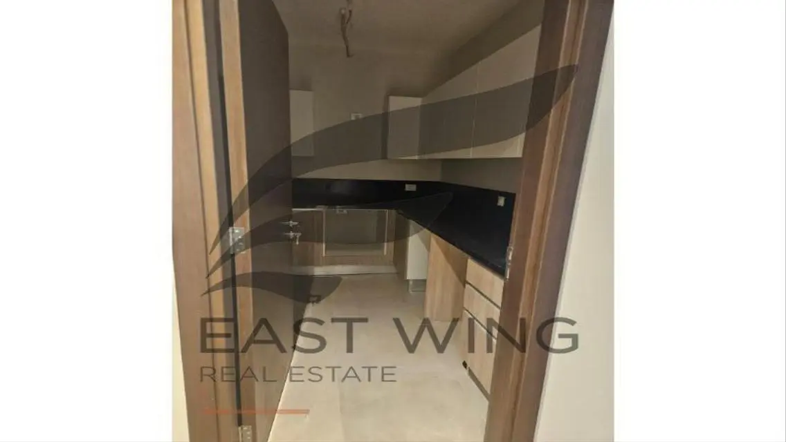 Luxury Apartment with Private Garden and Stunning View
