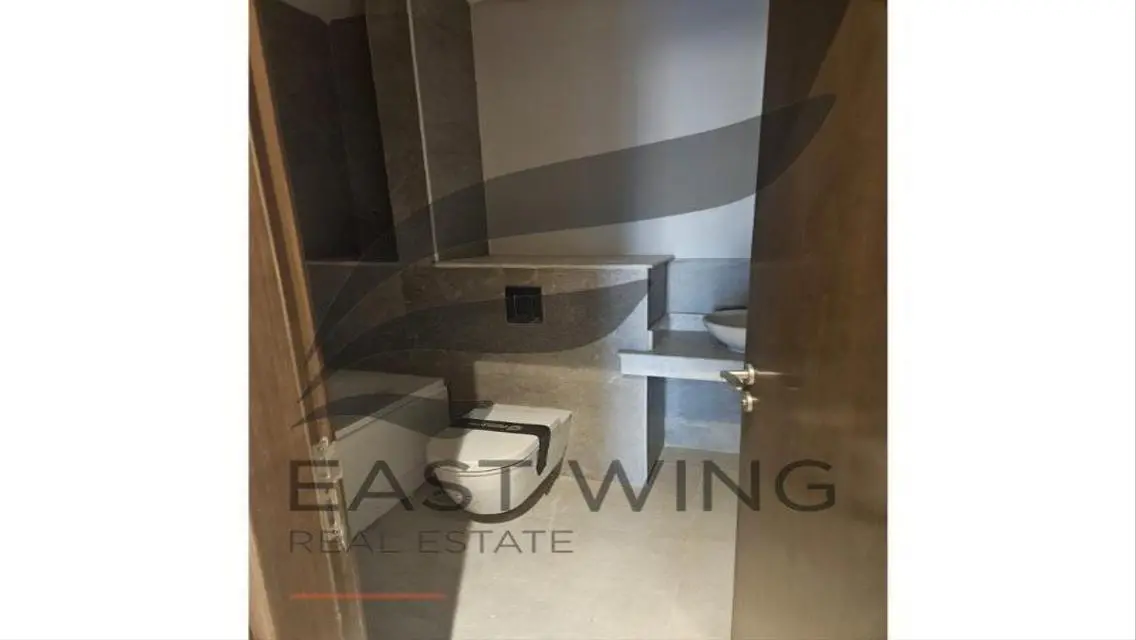 Luxury Apartment with Private Garden and Stunning View